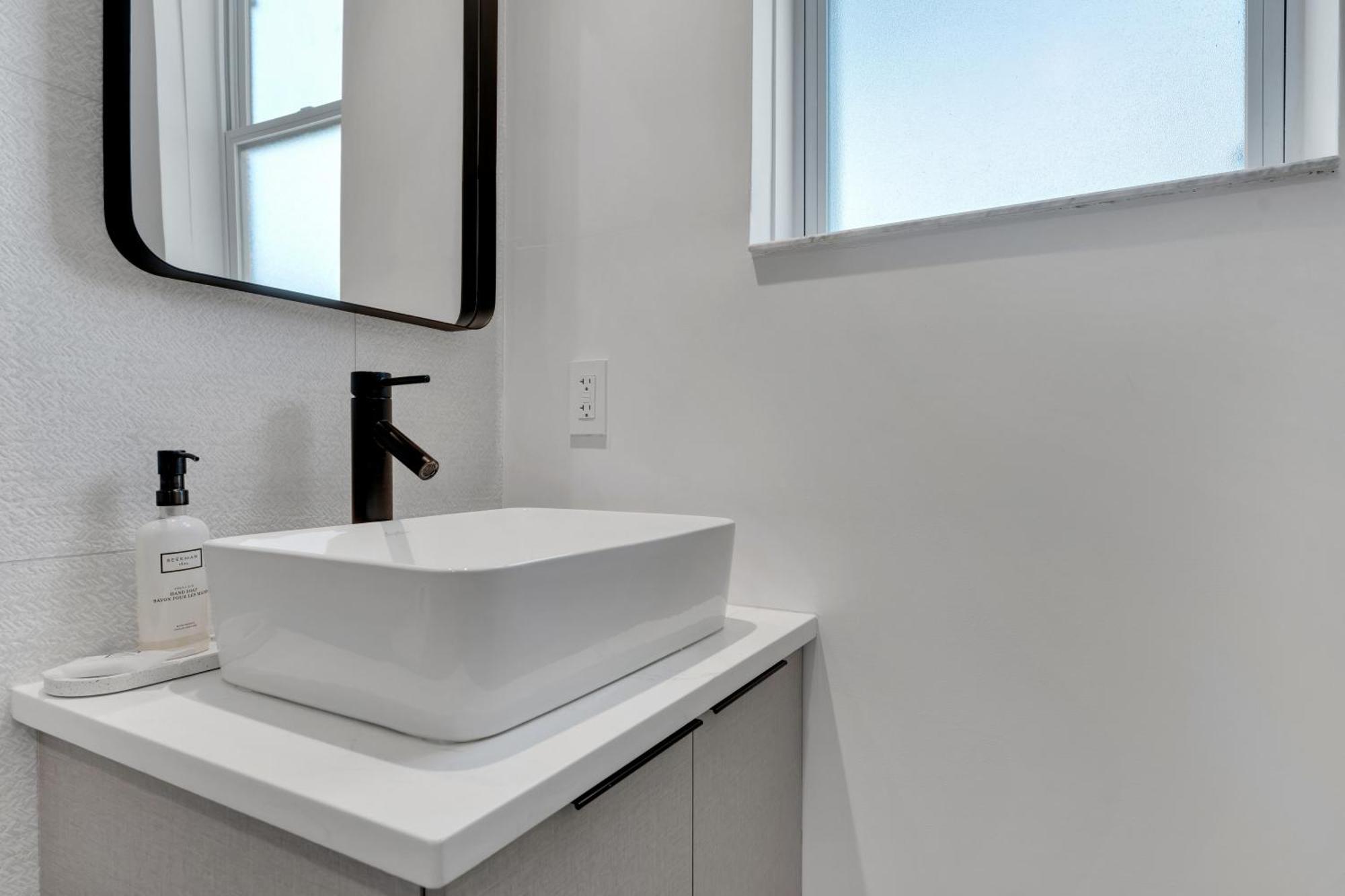The St Laurent Guest Rooms Asbury Park Bagian luar foto